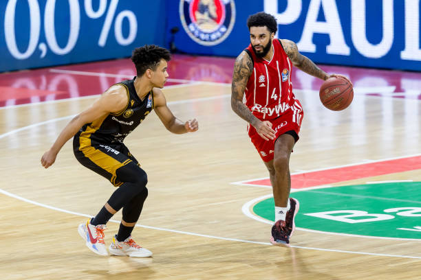 员的协作和 员的协作和